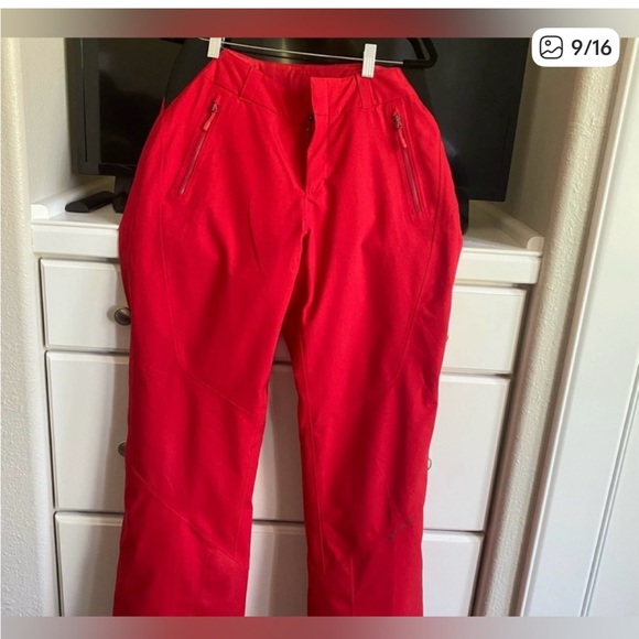 Women’s Spyder snow pants worn once - Picture 2 of 5